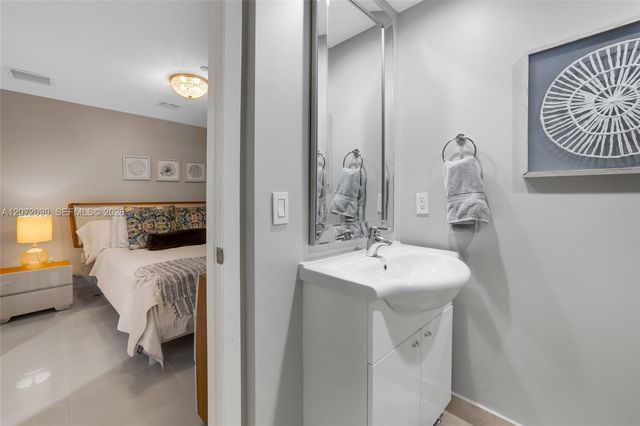 1800 S Ocean Drive 1108, Hallandale Beach, FL 33009