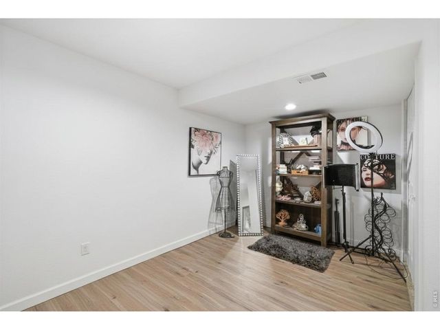 8419 Three Silos Dr, Wellington, CO 80549