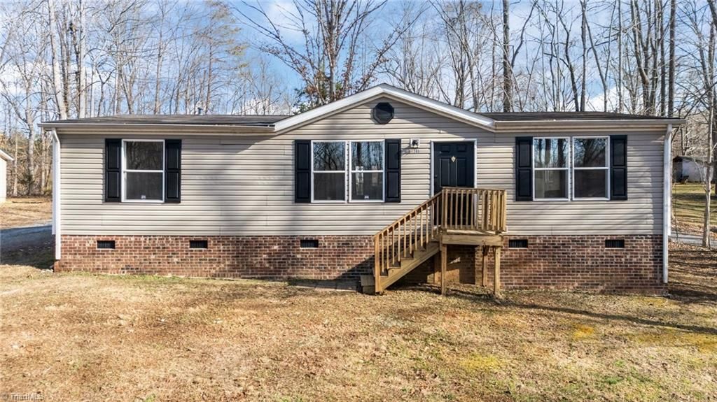 1360 Koonce Drive, Trinity, NC 27370