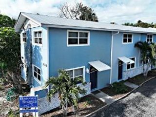 4220 NE Indian River Dr. Drive #2, Jensen Beach, FL 34957