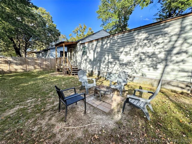 1408 Trimble Avenue, Tahlequah, OK 74464