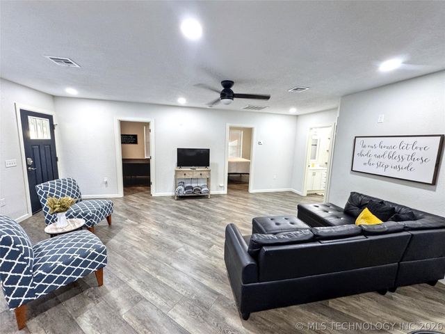 1408 Trimble Avenue, Tahlequah, OK 74464