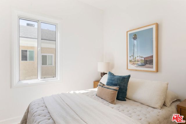 1221 5th Avenue 4, Los Angeles, CA 90019