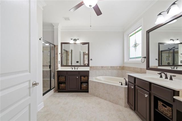 3127 White Magnolia SW, Gainesville, GA 30504