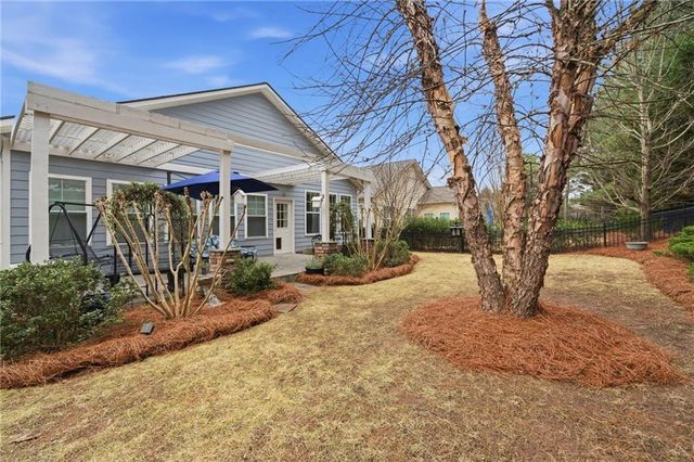 3127 White Magnolia SW, Gainesville, GA 30504