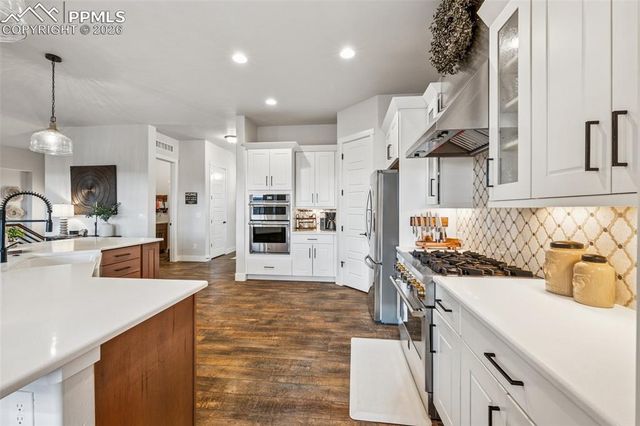 16320 Sunset Peak Lane, Monument, CO 80132