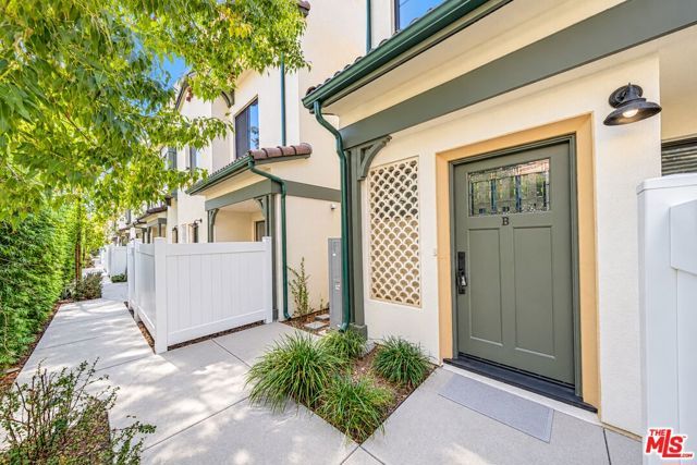 1022 La Cadena Avenue B, Arcadia, CA 91007