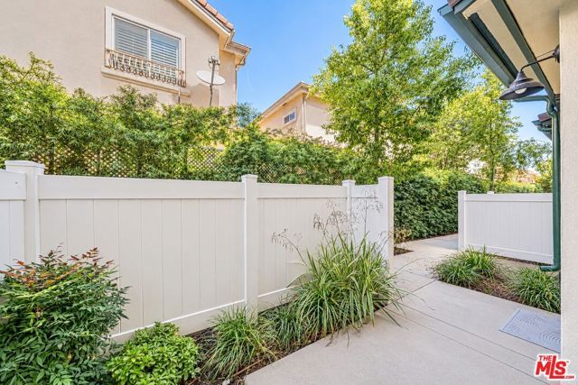 1022 La Cadena Avenue B, Arcadia, CA 91007