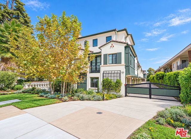 1022 La Cadena Avenue B, Arcadia, CA 91007