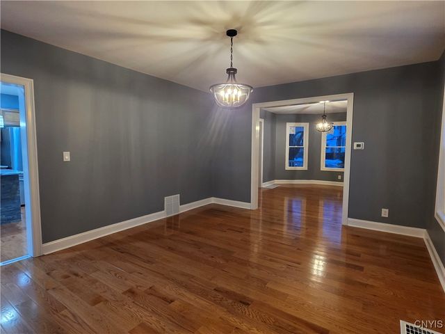 7 Prospect Street, Utica, NY 13501