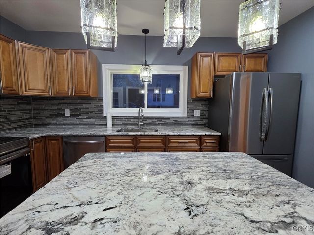 7 Prospect Street, Utica, NY 13501