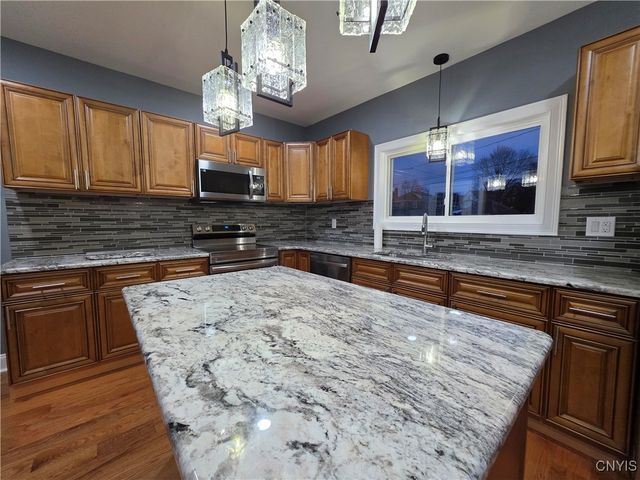 7 Prospect Street, Utica, NY 13501