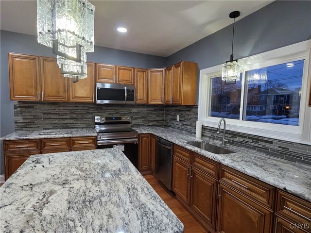 7 Prospect Street, Utica, NY 13501