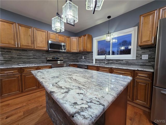 7 Prospect Street, Utica, NY 13501