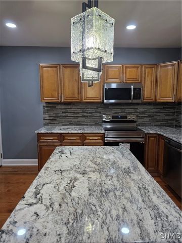 7 Prospect Street, Utica, NY 13501