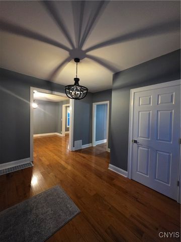 7 Prospect Street, Utica, NY 13501