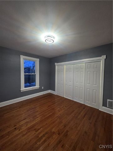 7 Prospect Street, Utica, NY 13501