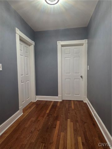 7 Prospect Street, Utica, NY 13501