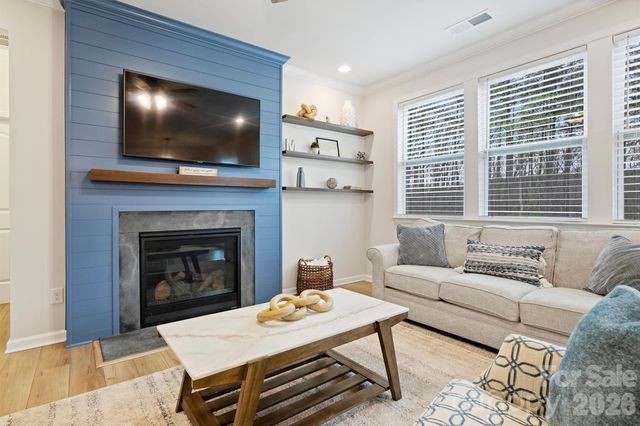 19218 Hawk Haven Lane, Charlotte, NC 28278