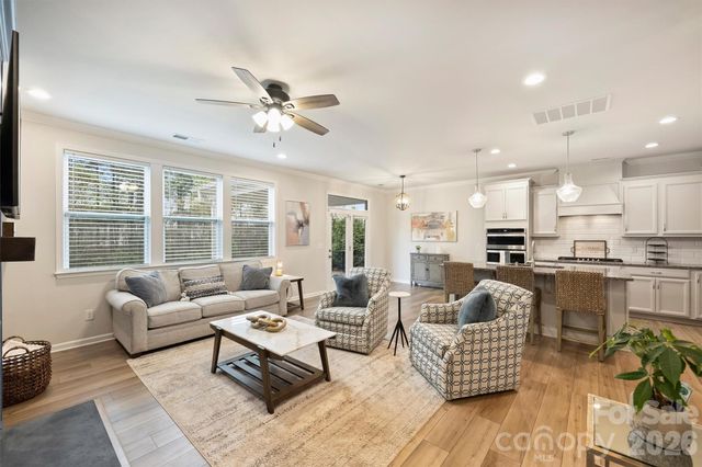 19218 Hawk Haven Lane, Charlotte, NC 28278