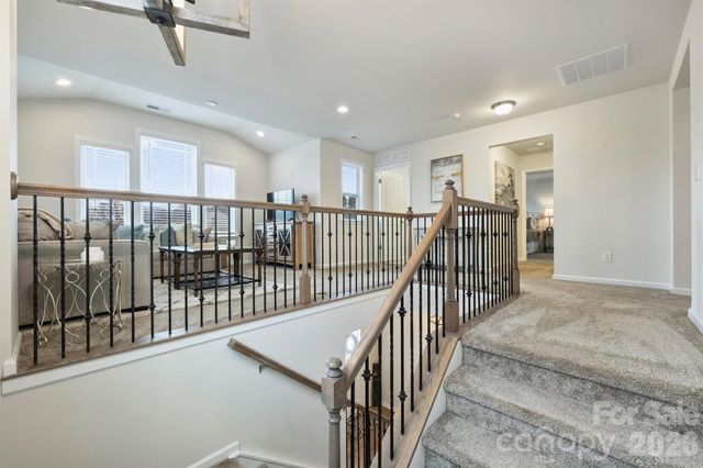 19218 Hawk Haven Lane, Charlotte, NC 28278