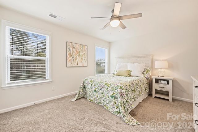 19218 Hawk Haven Lane, Charlotte, NC 28278