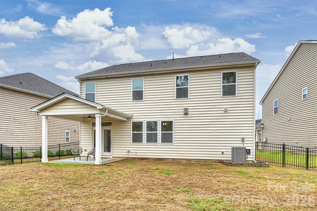 19218 Hawk Haven Lane, Charlotte, NC 28278