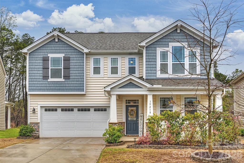 19218 Hawk Haven Lane, Charlotte, NC 28278