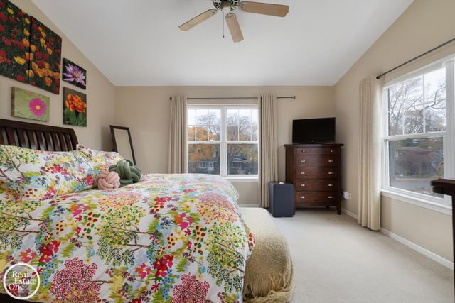 1048 Lakepointe Street A, Grosse Pointe Park, MI 48230