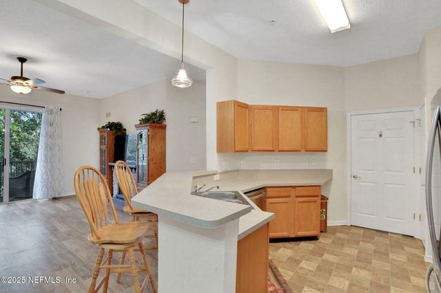 785 OAKLEAF PLANTATION Parkway 1634, Orange Park, FL 32065