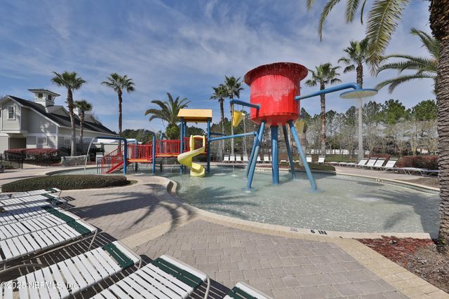 785 OAKLEAF PLANTATION Parkway 1634, Orange Park, FL 32065