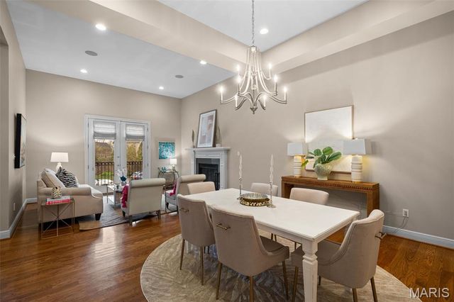 8116 Teasdale Avenue, University City, MO 63130