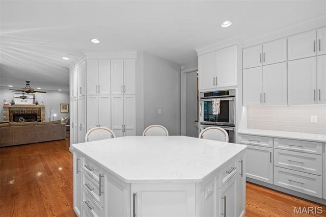 8116 Teasdale Avenue, University City, MO 63130