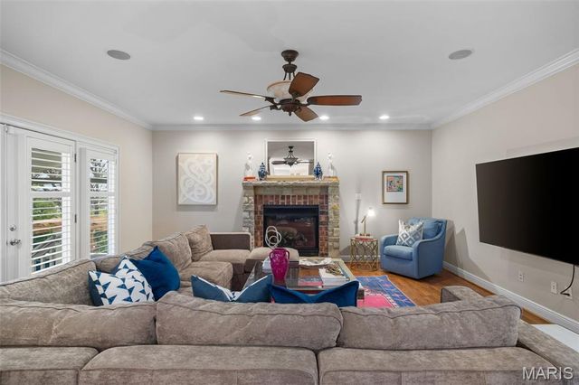 8116 Teasdale Avenue, University City, MO 63130