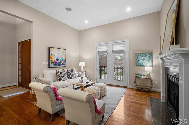 8116 Teasdale Avenue, University City, MO 63130