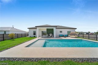 405 NW 10th ST, Cape Coral, FL 33993