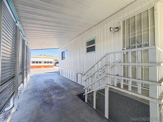 8712 N Magnolia Ave space 82 82, Canyon Areas, CA 92071