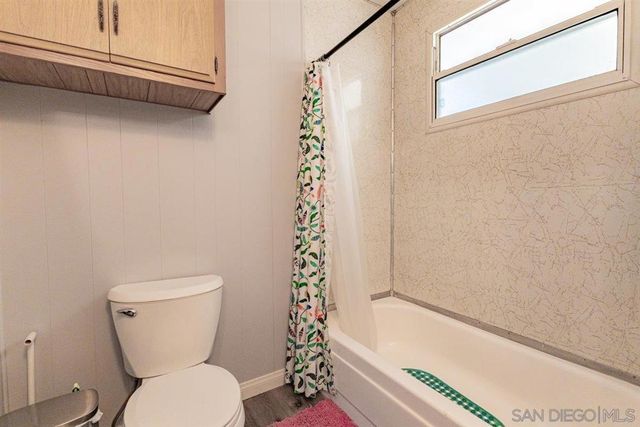 8712 N Magnolia Ave space 82 82, Canyon Areas, CA 92071