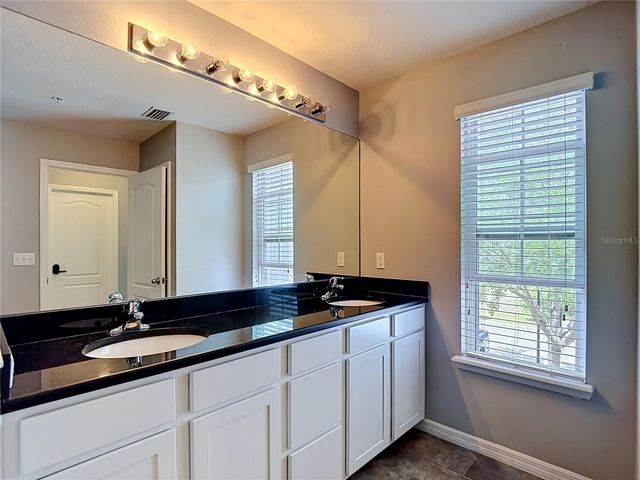 8615 ANDALUCIA FIELD DRIVE, Tampa, FL 33637