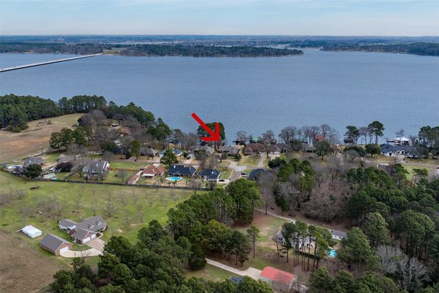 22766 Diamond Bay Drive, Frankston, TX 75763