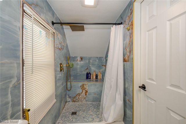 15497 Hummel Road, Brook Park, OH 44142