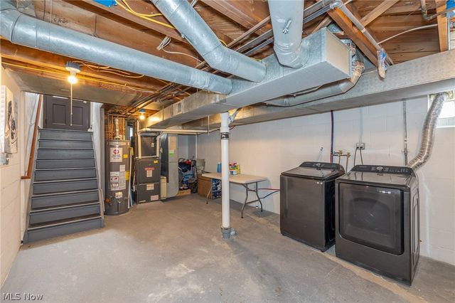 15497 Hummel Road, Brook Park, OH 44142