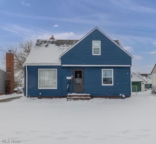 15497 Hummel Road, Brook Park, OH 44142