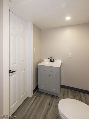 15497 Hummel Road, Brook Park, OH 44142