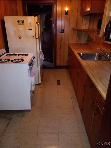 812 Warren Street, Utica, NY 13502