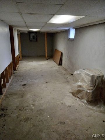 812 Warren Street, Utica, NY 13502