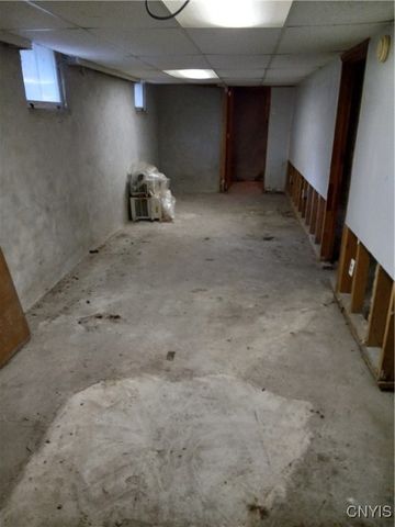 812 Warren Street, Utica, NY 13502