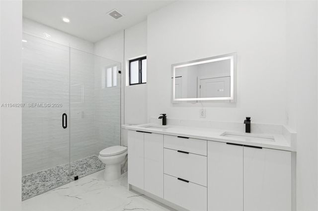 161 Blackstone Dr., Fort Myers, FL 33913