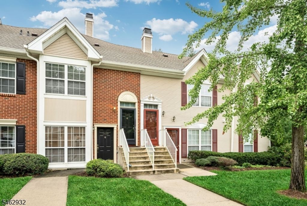 1140 Stafford St, Mahwah Twp., NJ 07430 — photo 2