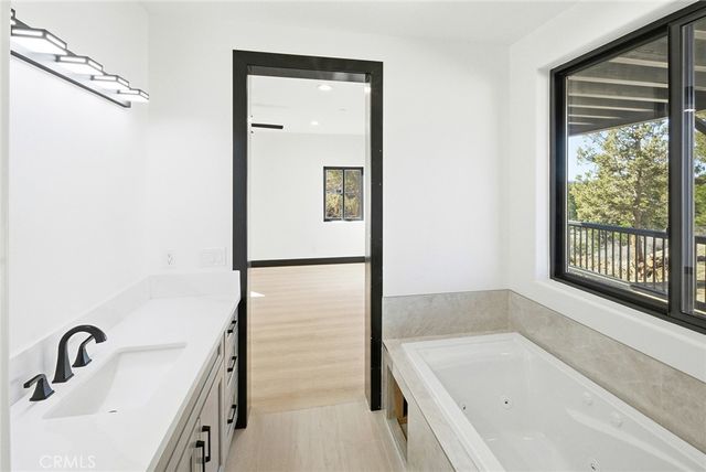 447 Tanglewood Drive, Big Bear City, CA 92314